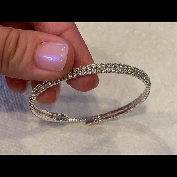 Swarovski snake style Bracelet♥️ New♥️ - Picture 2 of 4